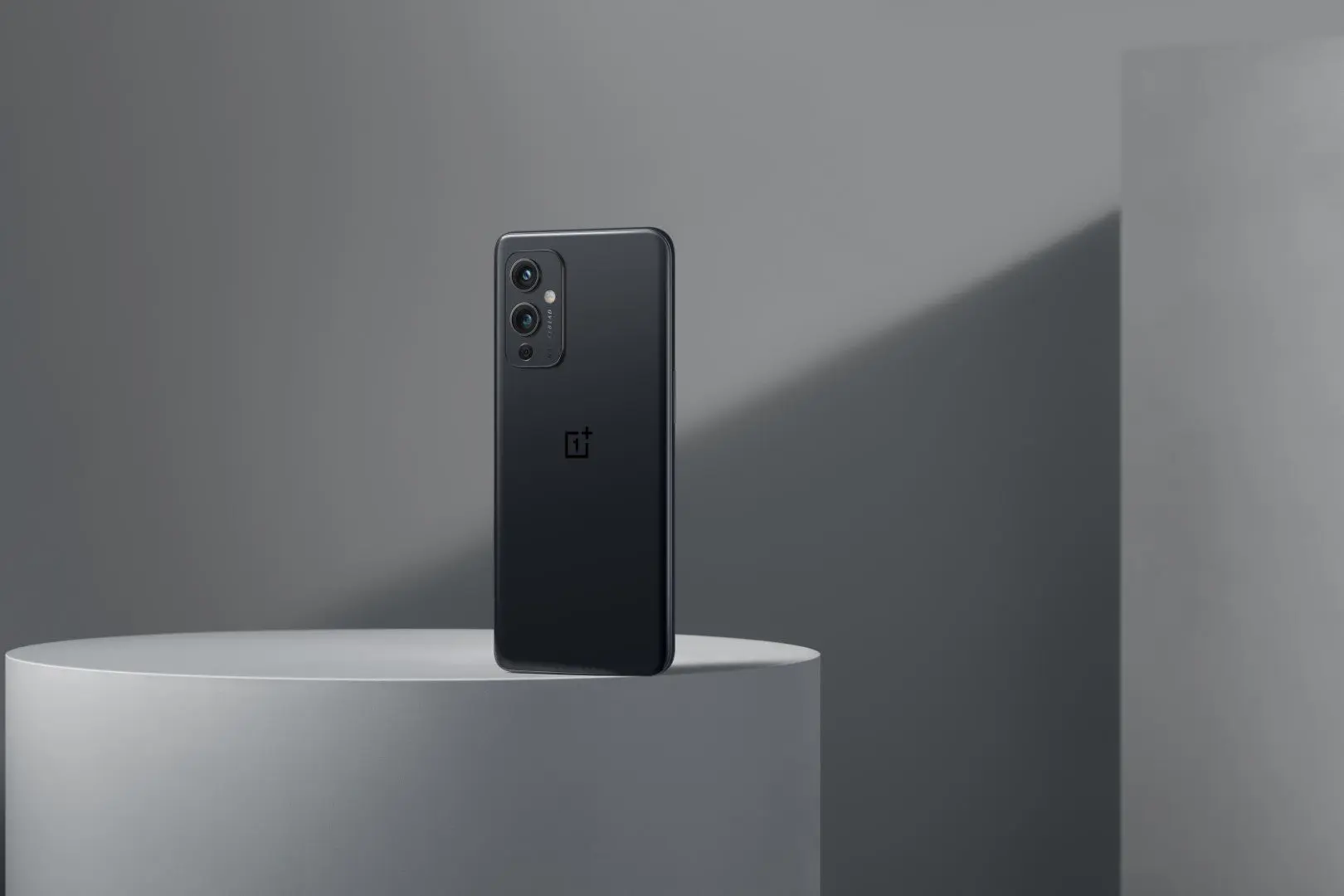 OnePlus 9