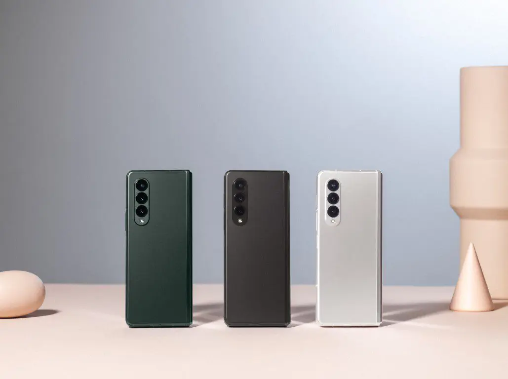 Samsung Galaxy Z Fold 3 Samsung Galaxy Z Fold 3
