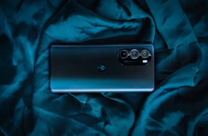 Motorola lanceert Edge 30 Pro: 144 Hz voor de liefhebbers