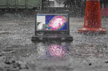 Waarom een rugged laptop dikker en duurder is