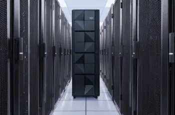 IBM propt nieuwste mainframes in een serverrack
