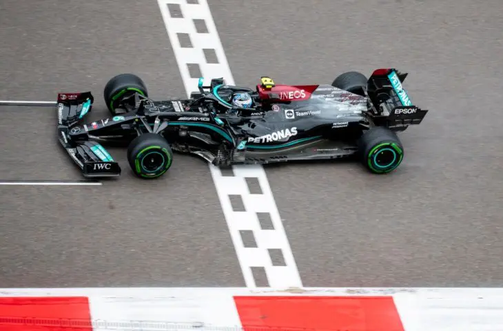 F1 mercedes amd