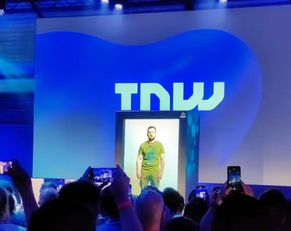 President Zelensky spreekt IT-bedrijven op tech conferentie in Amsterdam digitaal toe