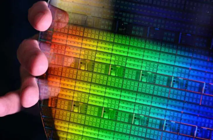 Intel bereikt mijlpaal in massaproductie kwantumchips