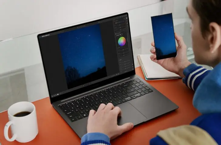 002 Galaxy Book3 Ultra Lifestyle