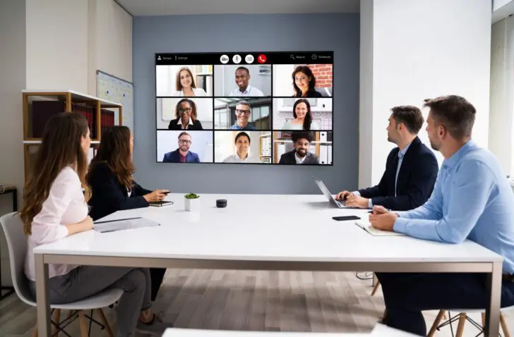 microsoft teams rooms hardware
