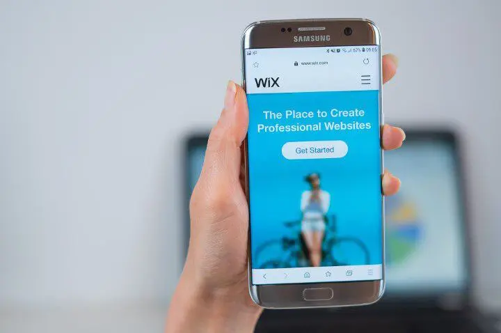 Wix laat je nieuwe site bouwen met alleen maar AI-prompts