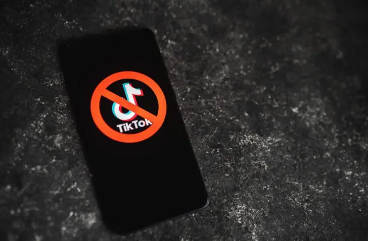 TikTok bannen in je bedrijf: no-brainer of dansje op een slappe koord?