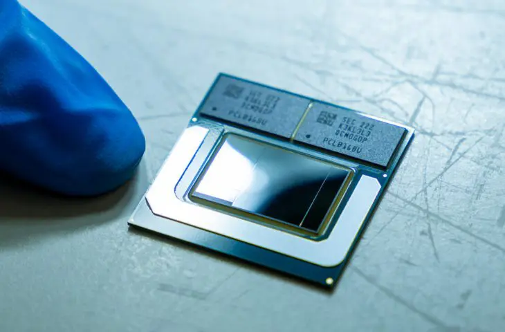 Intel toont nieuwe Meteor Lake-processor met mobiel geheugen op de chip