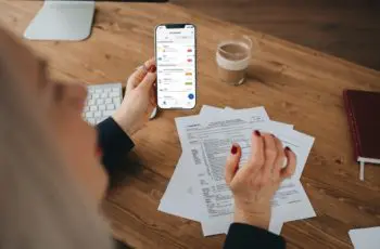 Doccle neemt 1,5 miljoen klanten van Zoomit over