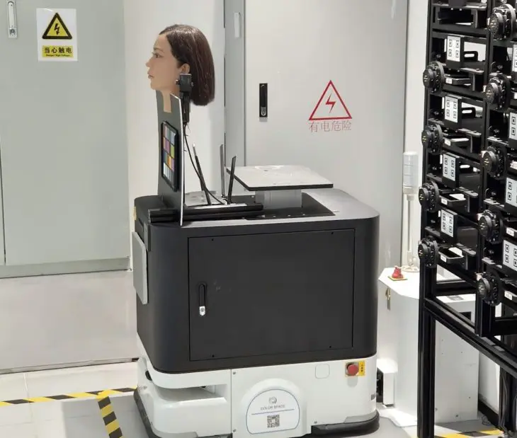 Oppo-Selfiebot