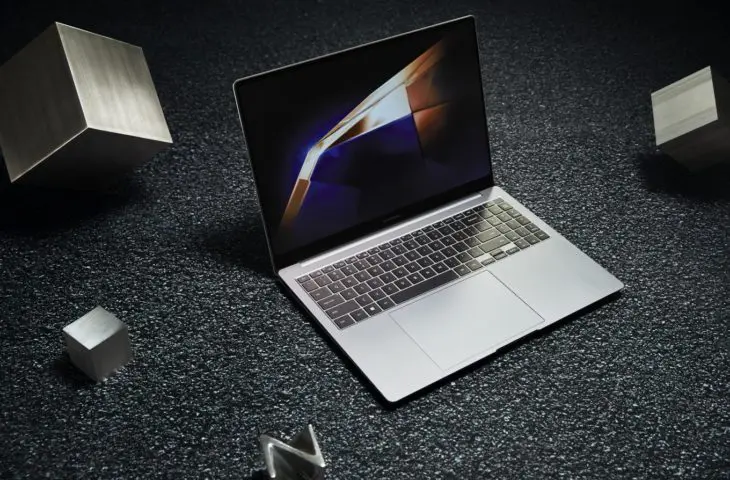 Samsung Galaxy Book4 Series Dl1
