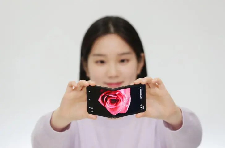 samsung flip in & out