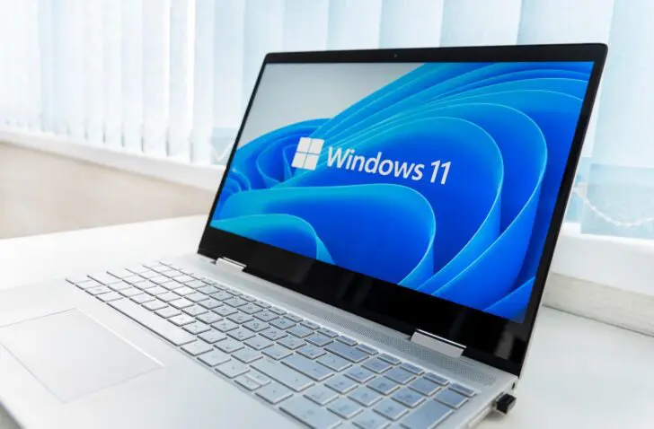 windows 11 laptop