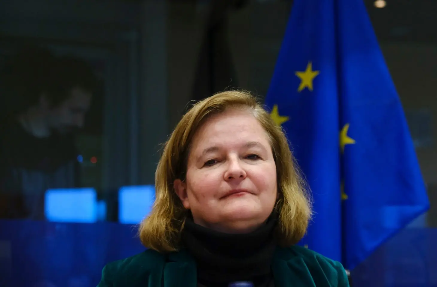 Spyware gevonden op telefoons defensiecommissie Europees Parlement