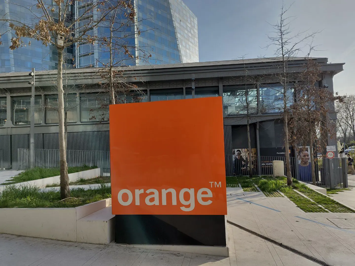 orange hoofdkantoor parijs