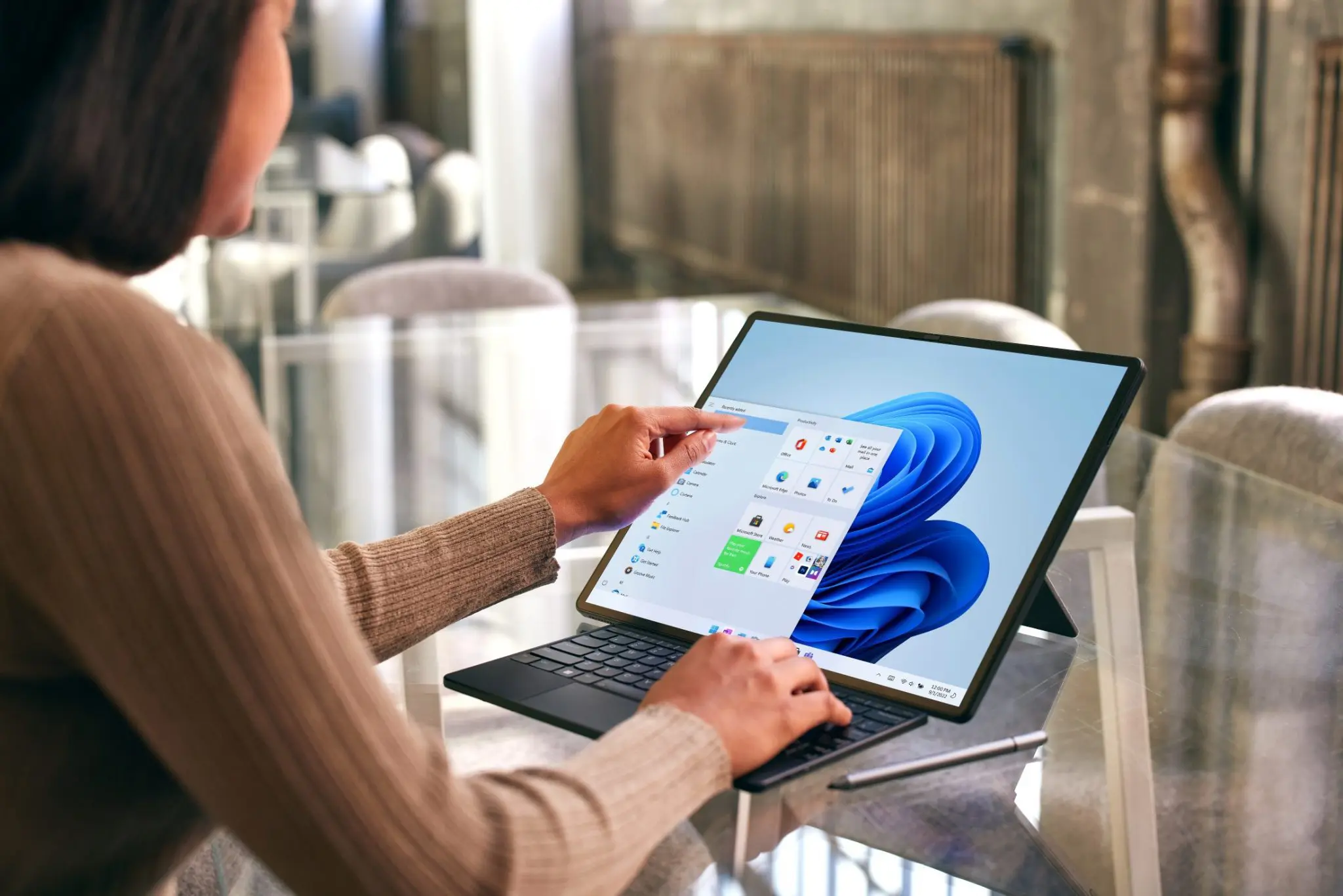 Lenovo ThinkPad X1 Fold 16 foto 1