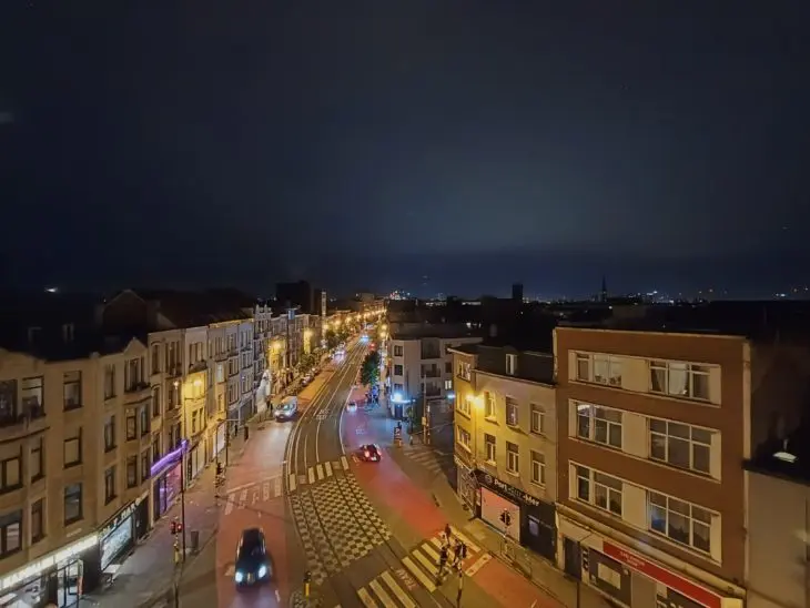 Oppo Reno 11F Nacht 06x