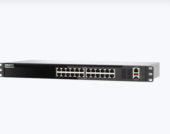 QNAP introduceert beheerde 24-poorts 10 GbE L3 Lite-Switch
