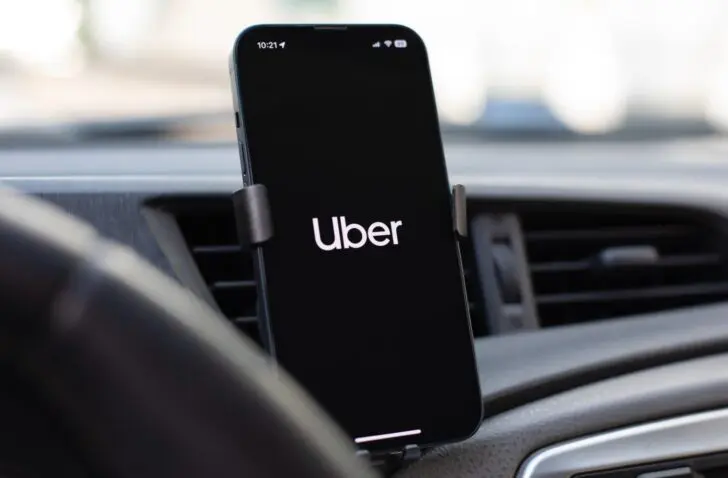 Uber krijgt recordboete van 290 miljoen euro voor het delen van persoonlijke gegevens