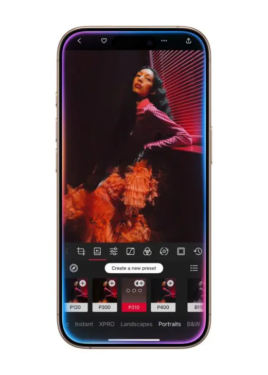 Apple-iPhone-16-Pro-Siri-edit-Darkroom-240909