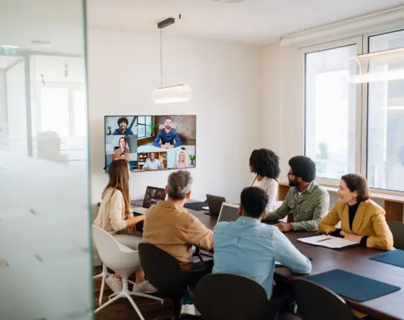 Hoe AI en hybride werken de war on talent verbetert