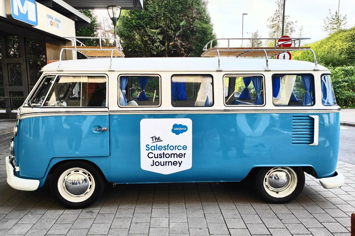 salesforce bus