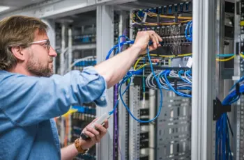 Belgisch internetverkeer haalt opnieuw piekniveaus van coronaperiode