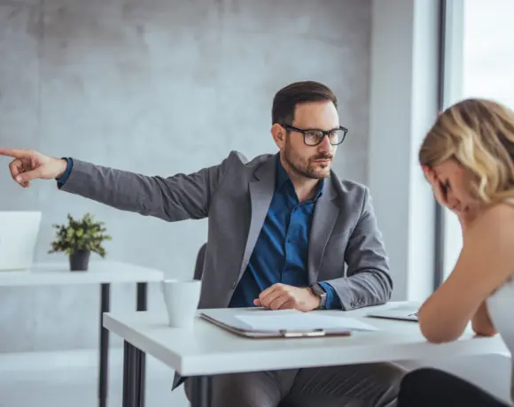 avaya schopt klanten buiten