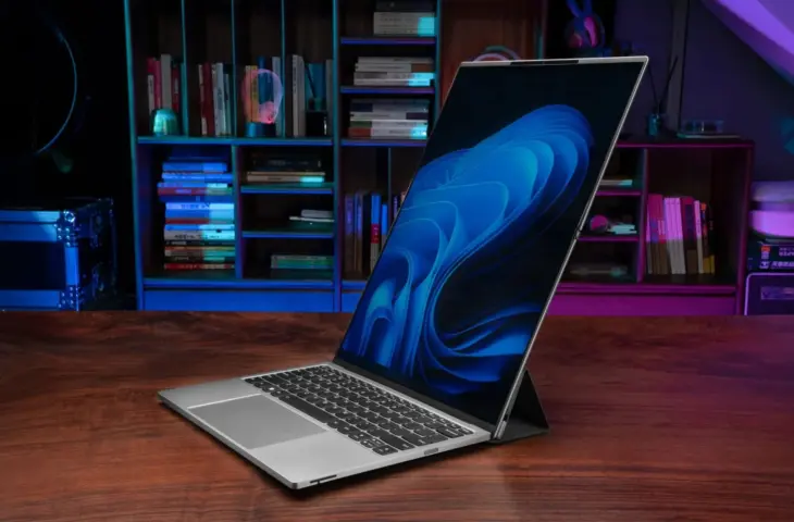 Lenovo ThinkBook Flip heeft erg hoog plooischerm