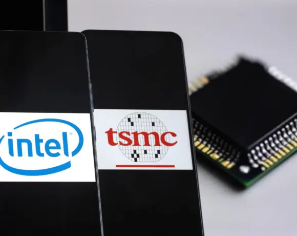 ‘Intel bereidt afsplitsing fabs voor via joint venture met TSMC’
