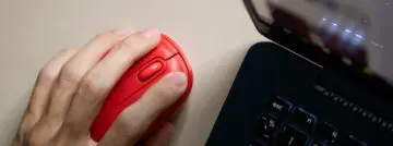 Hoe pas je je muis aan voor linkshandigen?