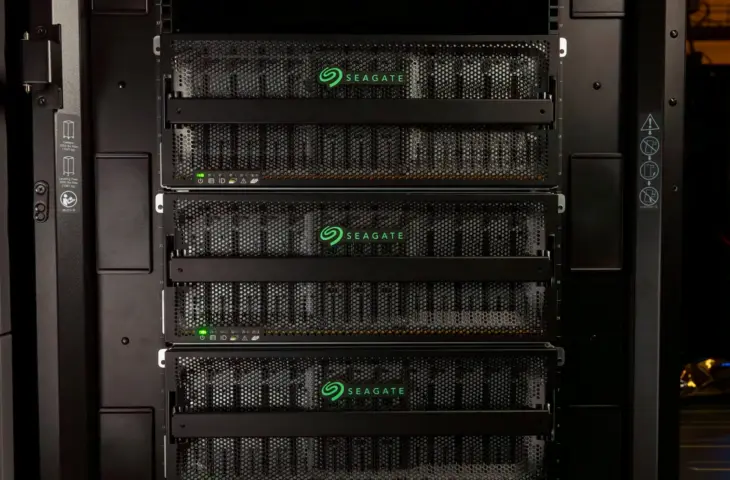 Tot 3,2 PB in één doos: Seagate lanceert opslagservers Exos 4U100 en 4U75