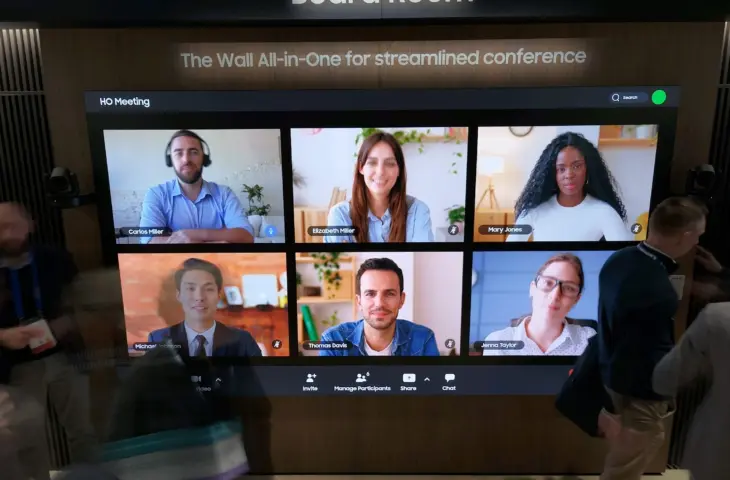 Cisco Samsung boardroom LED