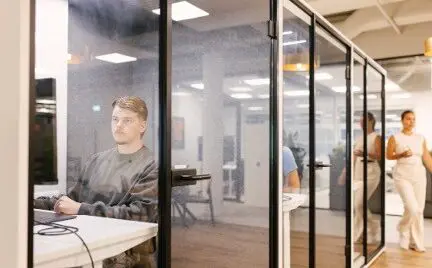 AI-agents krijgen toegang tot je klantdata. Wie bepaalt wat ze mogen?