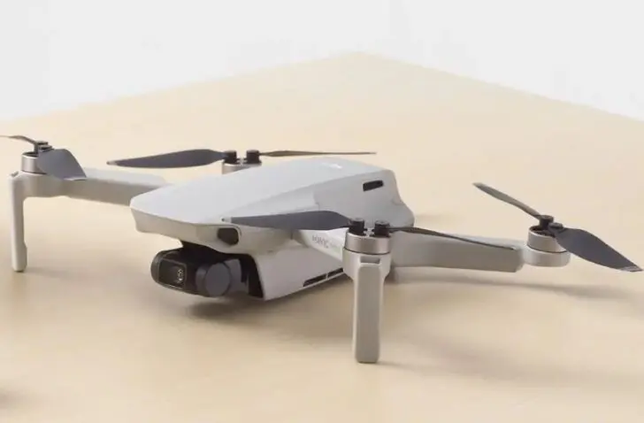 DJI lanceert kleine drone die geen diploma of registratie vereist