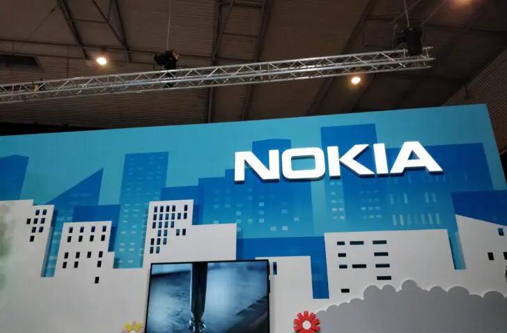 Roerige tijden bij Nokia, valt het bedrijf in Amerikaanse handen?