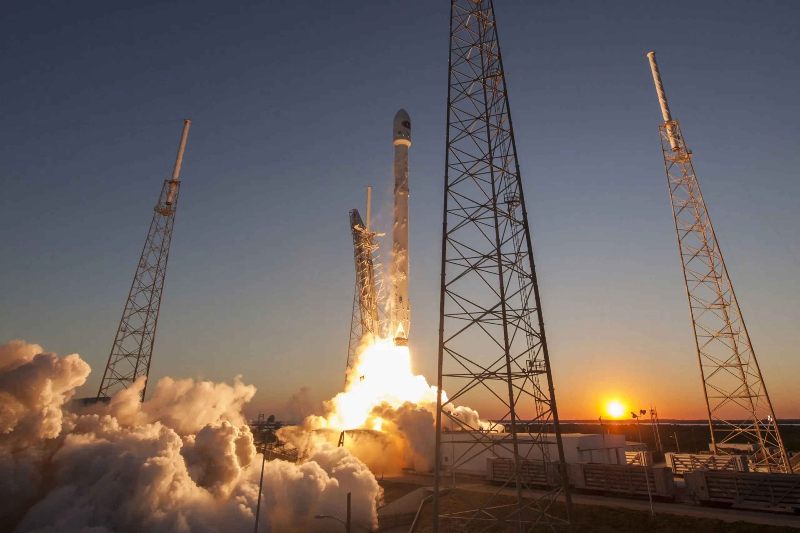 Kijken: SpaceX lanceert straks twee experimentele internetsatellieten