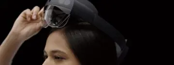 Microsoft HoloLens 2