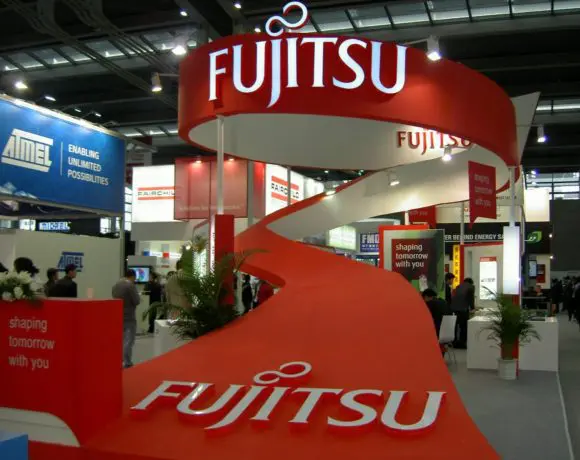 Fujitsu schakelt robot in aan assemblagelijn