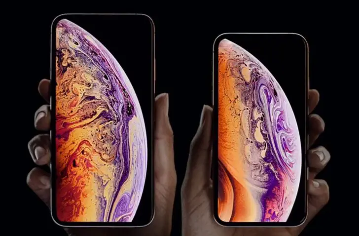 iPhone XS