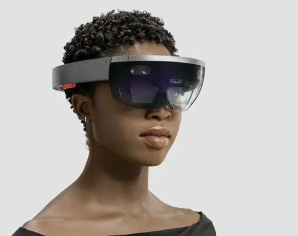 microsoft hololens