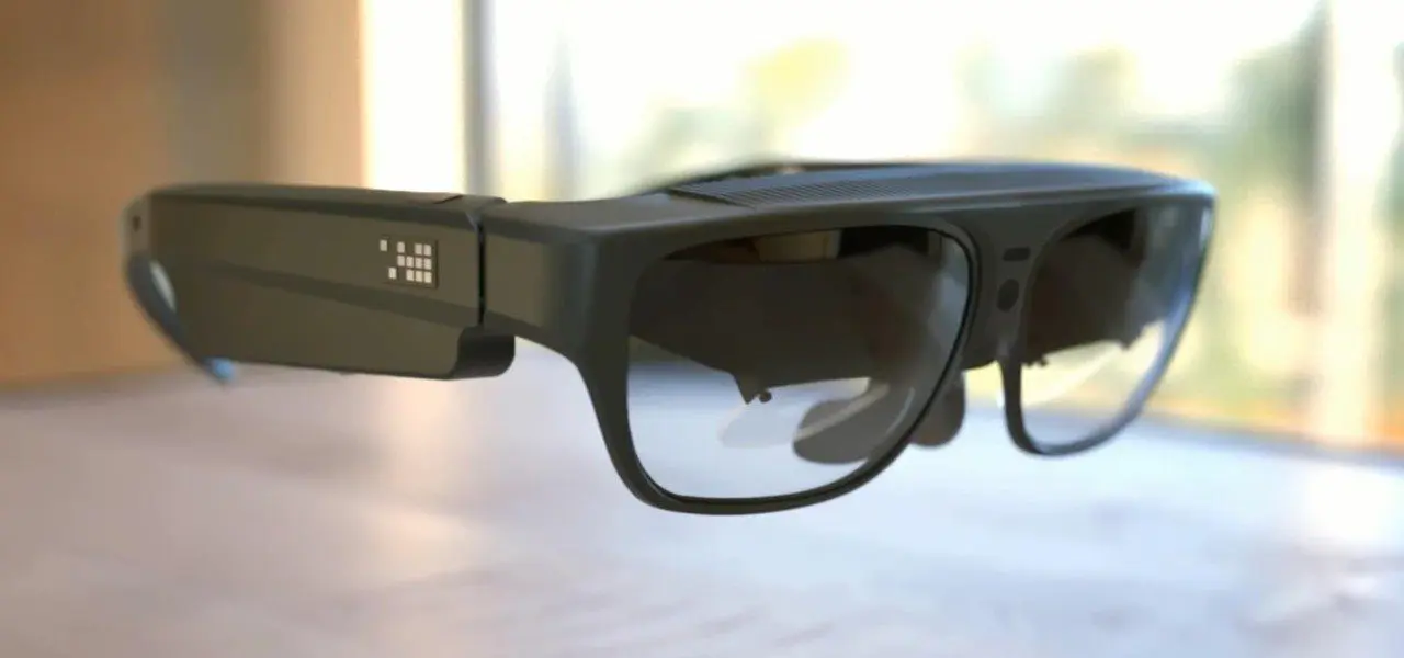 Microsoft sleutelt aan miniversie van HoloLens