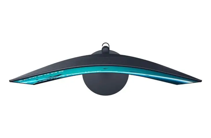 Samsung lanceert extra curved-scherm met kantoor-ambities