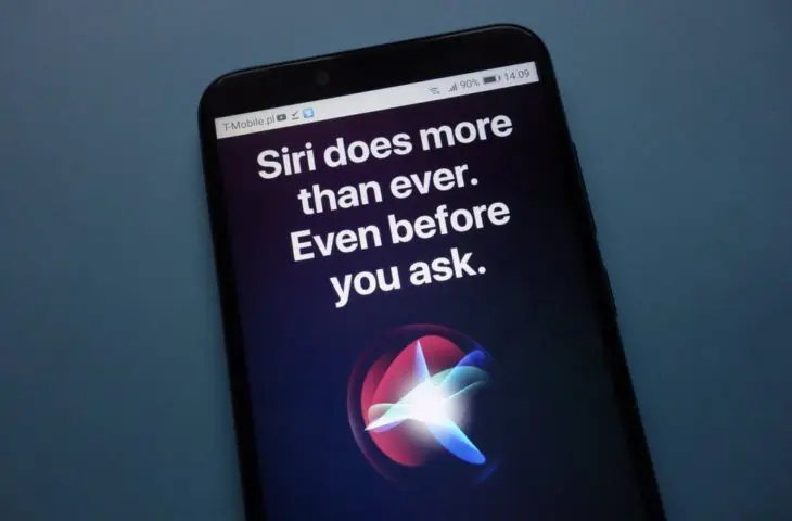 Apple Siri