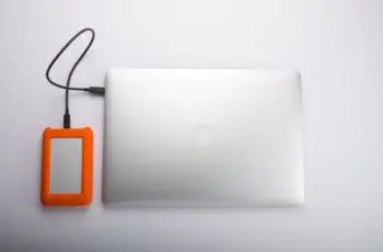thunderbolt apple