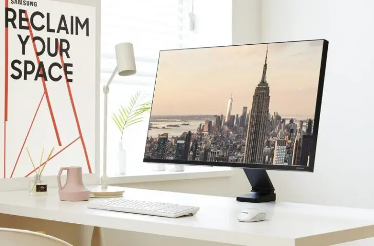 Samsung space monitor