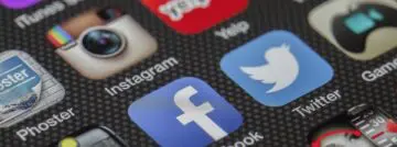 Salesforce-CEO vergelijkt social media met tabak en roept op tot regulering