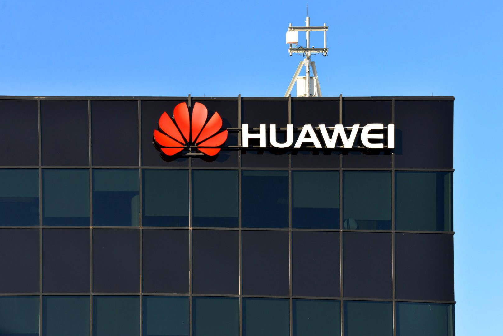 Huawei is growing again despite headwinds