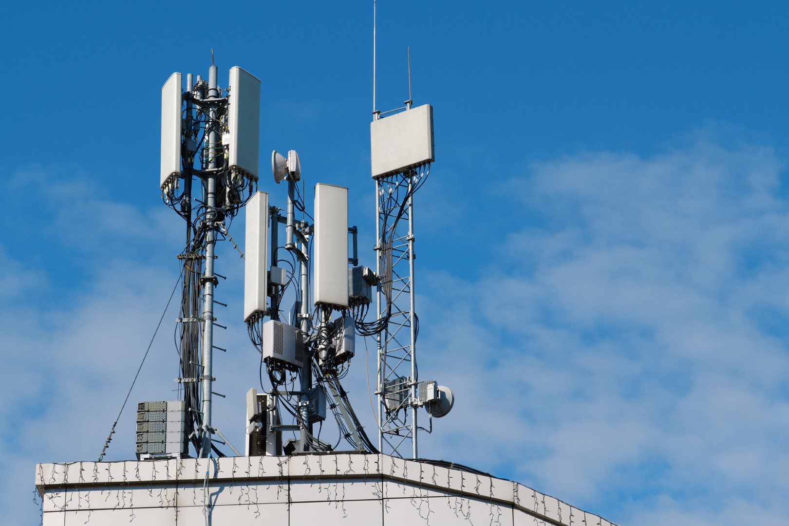 Cisco and NTT Data offer 5G via eSIM to companies worldwide